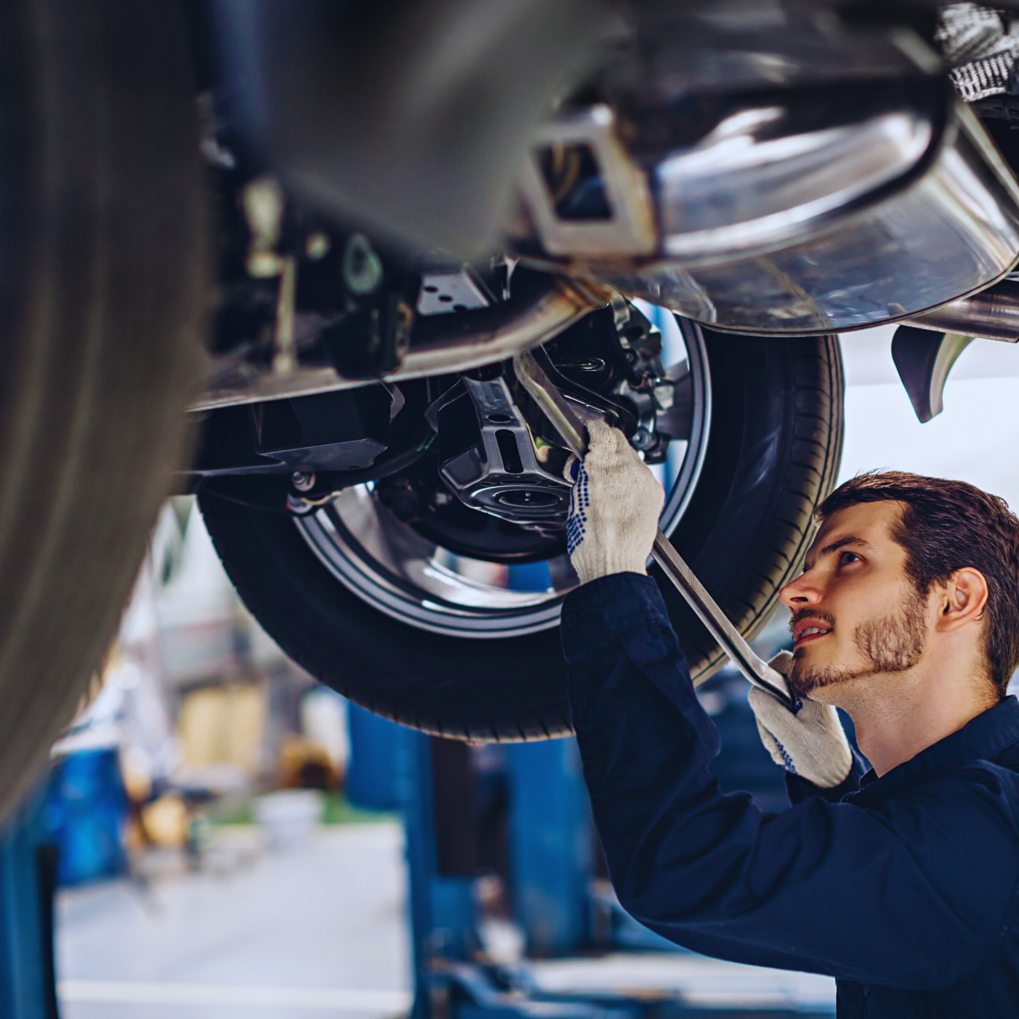 Elegir el taller mecánico correcto no solo asegura reparaciones de calidad, sino que también prolonga la vida útil de tu vehículo y te proporciona tranquilidad